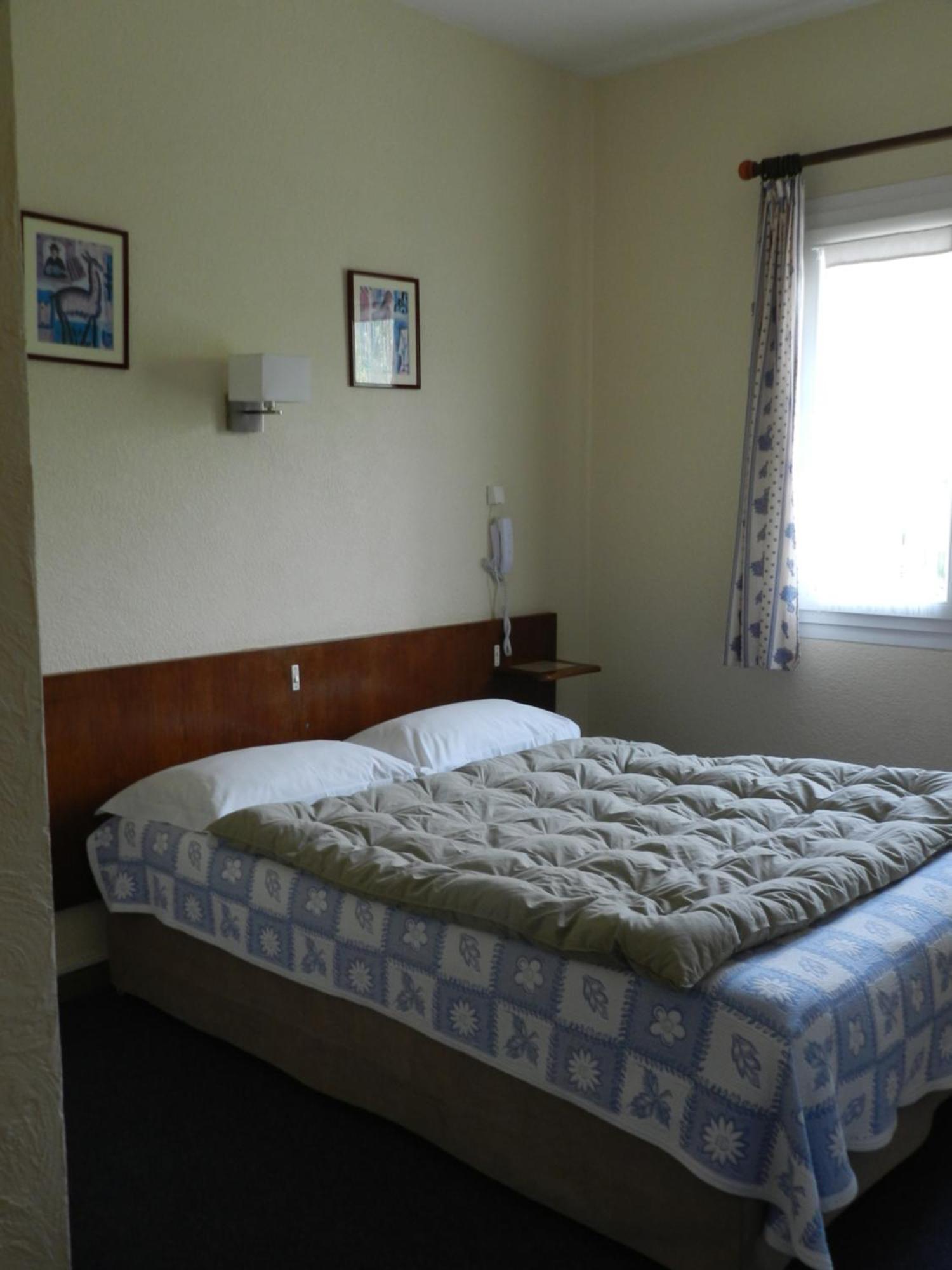 Grand Hotel Moriaz Le Lavandou Oda fotoğraf