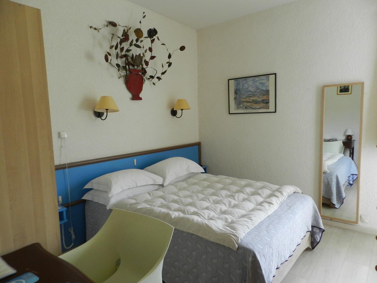 Grand Hotel Moriaz Le Lavandou Oda fotoğraf